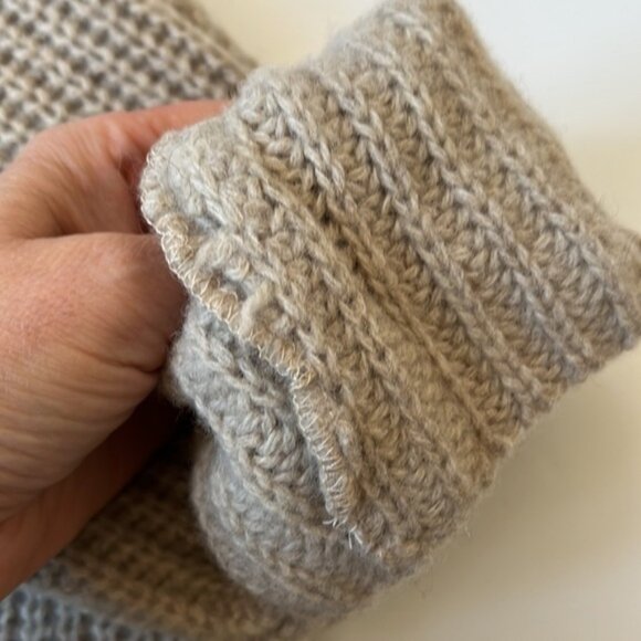 Vince Boatneck Chunky Ribbed Knit Boxy Cropped Sweater - Picture 5 of 5